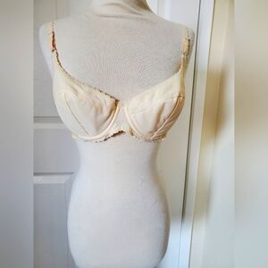 Vintage Vassarette Nude Color Underwire Bra Women's Size 36 C